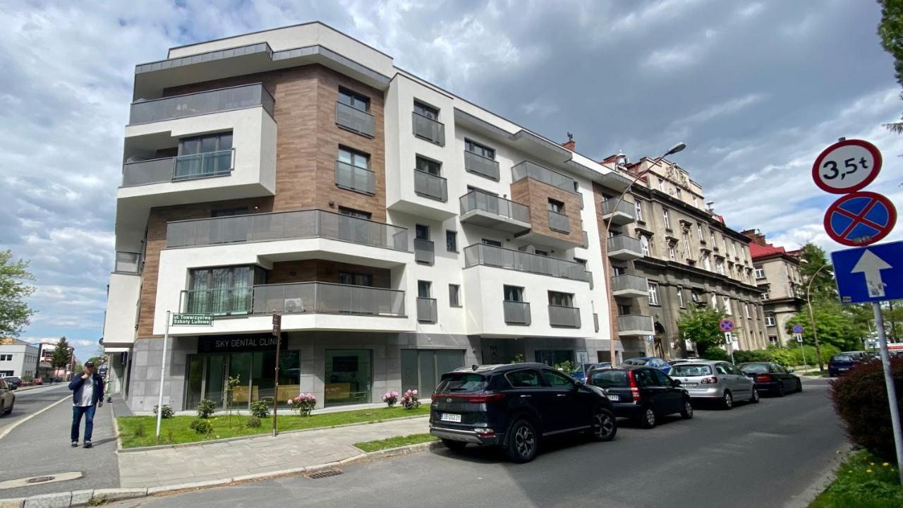 Centrum Z Garazem Podziemnym Apartment